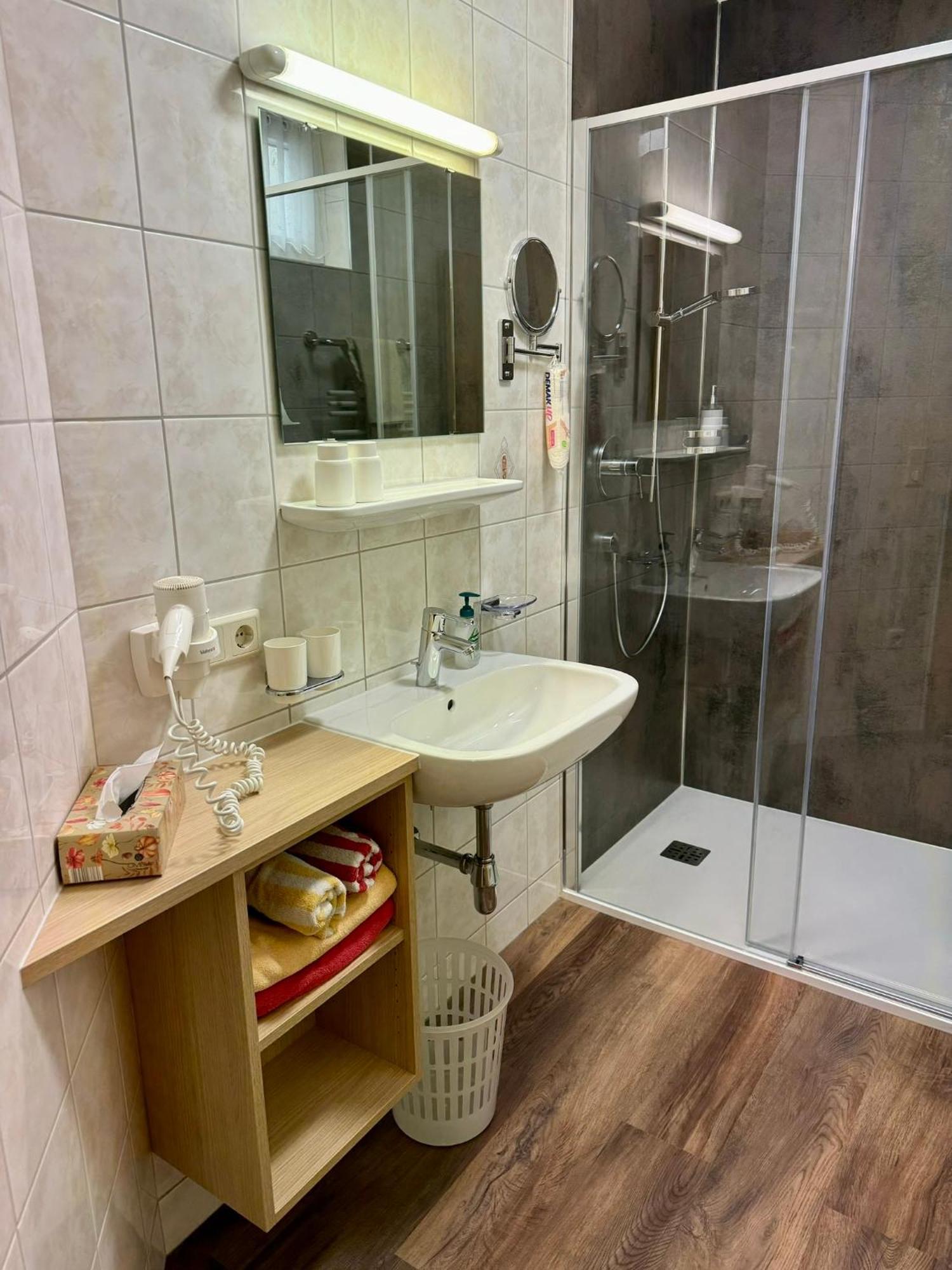Am Doerfl Apartment Tux Ngoại thất bức ảnh